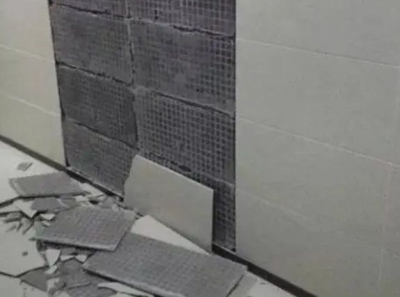 澄海瓷砖空鼓维修公司分享下澄海墙砖松动维修的知识